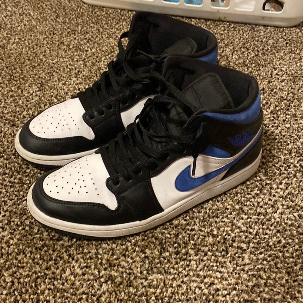 Jordan 1 white black racer blue mid